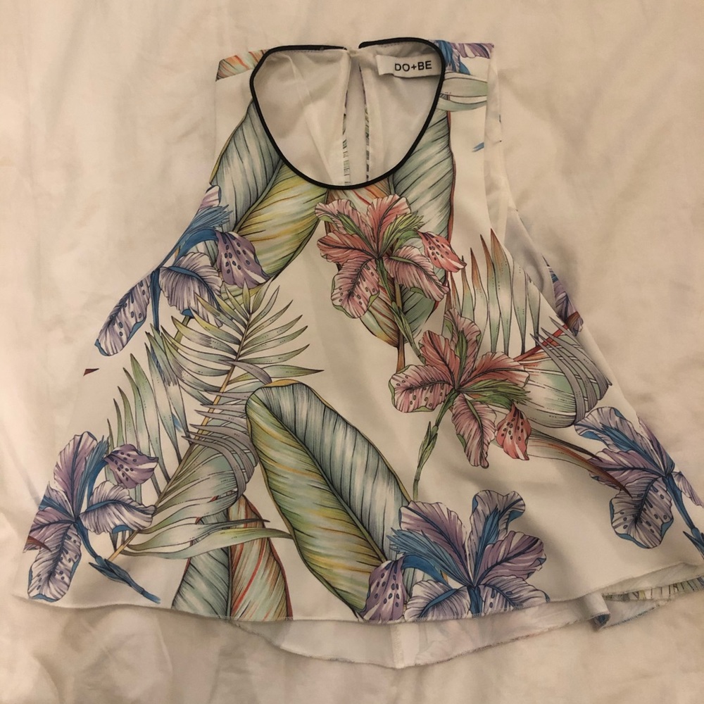 Floral and leaves crop top